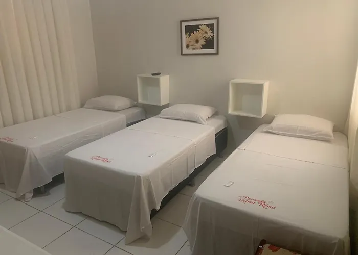 Pousada Ana Rosa Trindade 